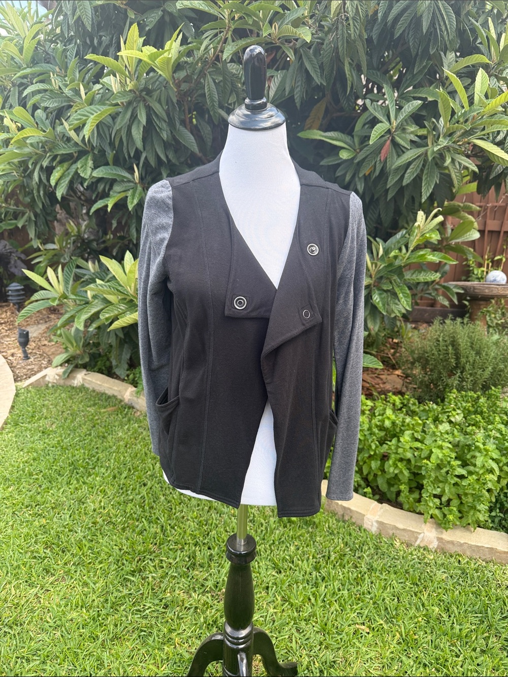 Lucy Two-Tone Black and Gray Open Front Blazer